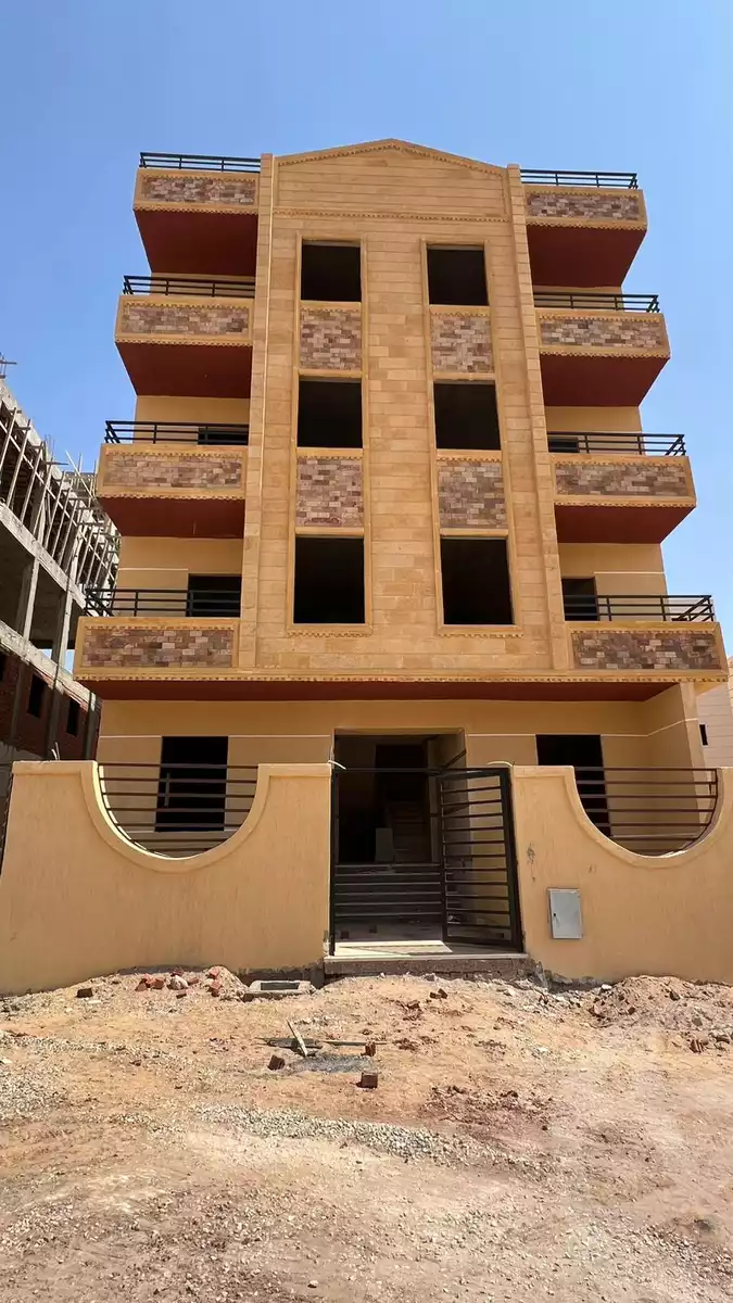 https://aqarmap.com.eg/en/listing/6418348-for-sale-cairo-badr-city-hai-el-ashgar-featured-neighborhood-bait-el-watan