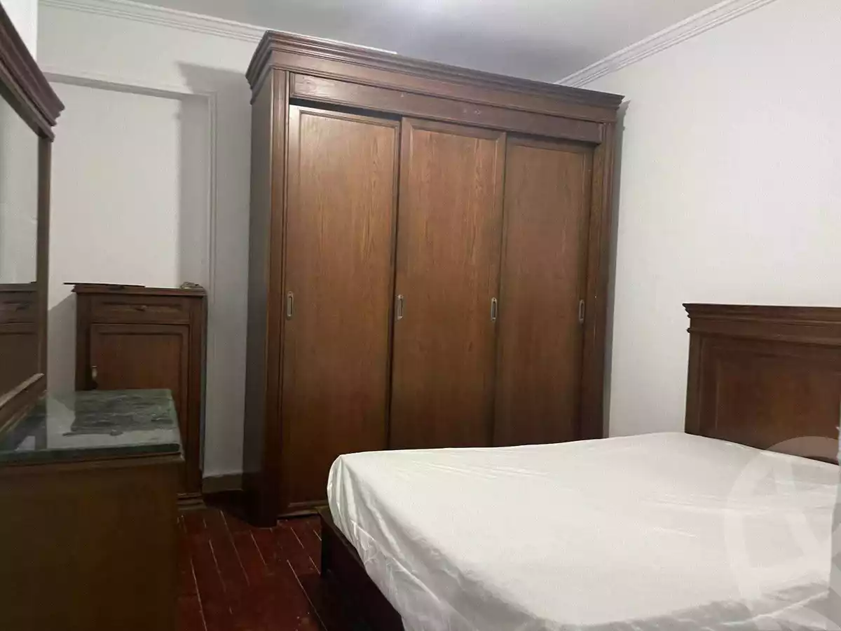 https://aqarmap.com.eg/en/listing/6420383-for-rent-alexandria-sidi-gaber-port-said-street