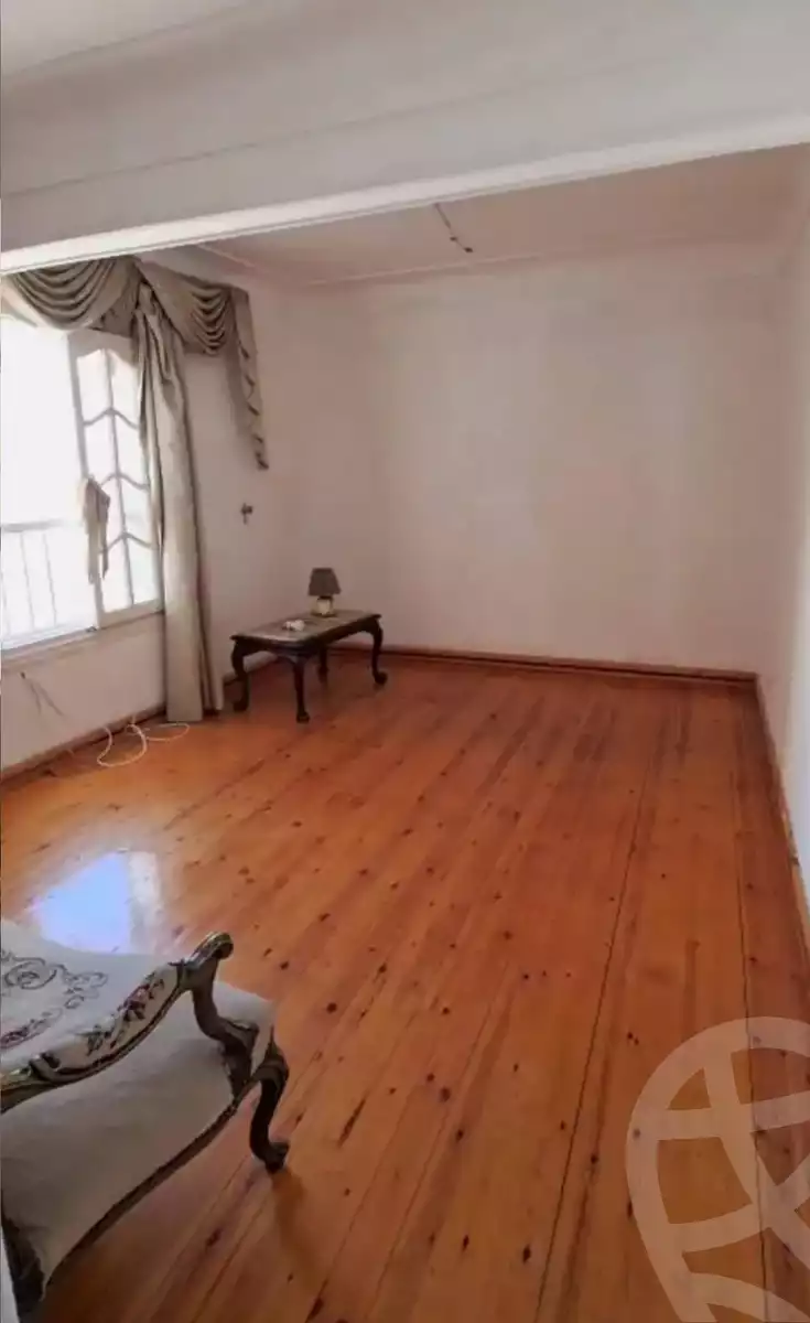 https://aqarmap.com.eg/ar/listing/6420432-for-sale-alexandria-ganaklis