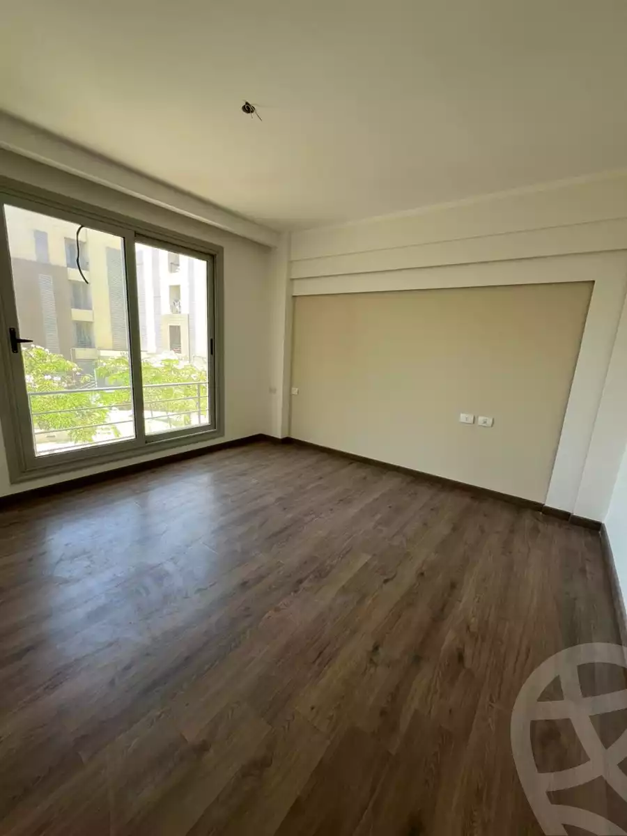 https://aqarmap.com.eg/en/listing/6421477-for-sale-cairo-6th-of-october-compounds-palm-parks