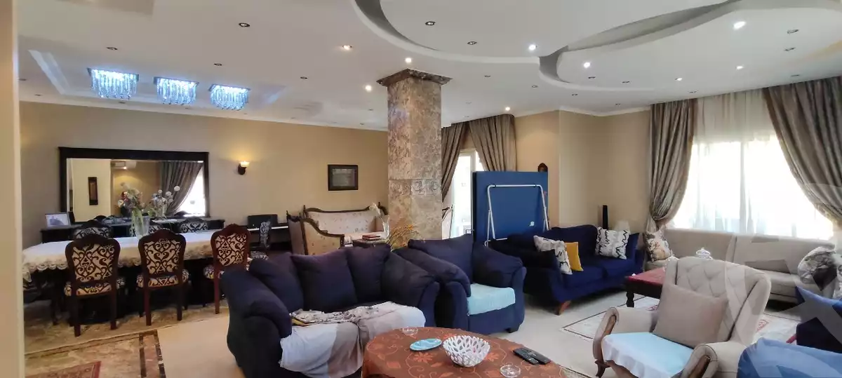https://aqarmap.com.eg/en/listing/6421642-for-sale-cairo-el-sheikh-zayed-city-compounds-greens