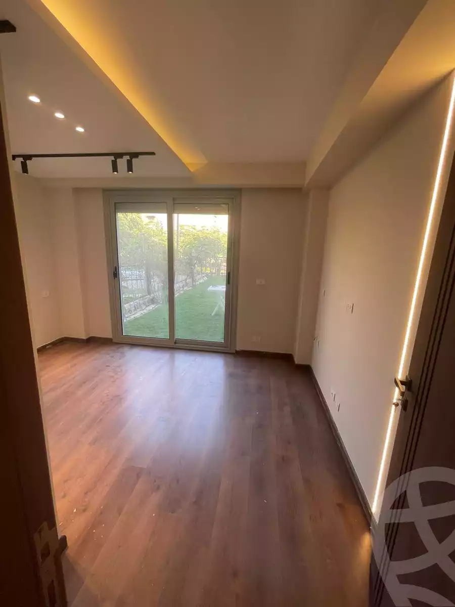 https://aqarmap.com.eg/ar/listing/6425755-for-sale-cairo-6th-of-october-compounds-palm-parks