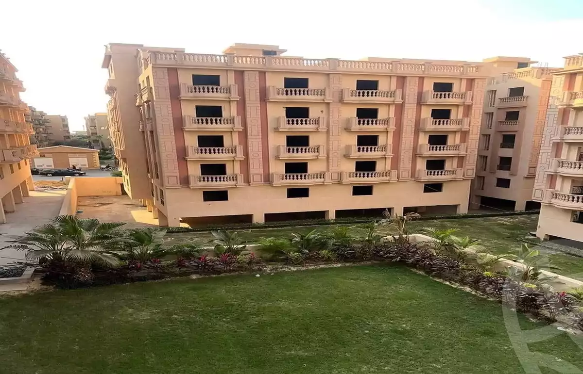https://aqarmap.com.eg/en/listing/6426088-for-sale-cairo-new-cairo-compounds-el-ashrafia