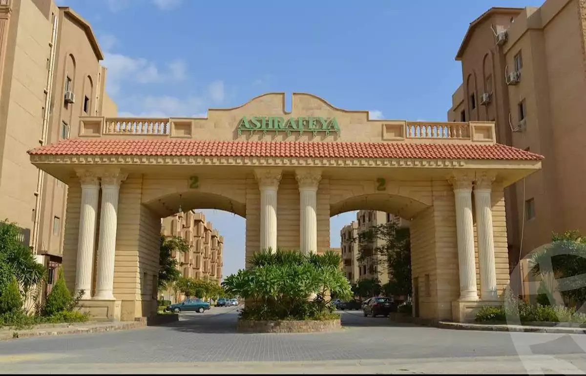 https://aqarmap.com.eg/en/listing/6426092-for-sale-cairo-new-cairo-compounds-el-ashrafia