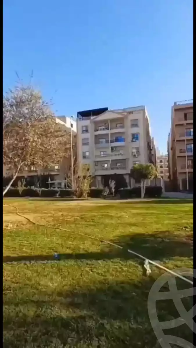 https://aqarmap.com.eg/ar/listing/6426310-for-sale-cairo-new-cairo-el-banafsg-el-banafsag-omarat-qt-342