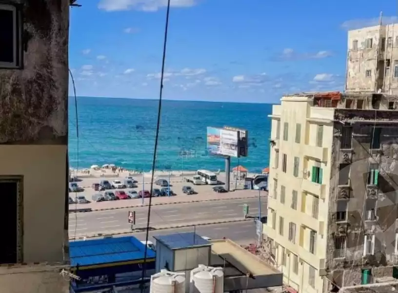 https://aqarmap.com.eg/en/listing/6427875-for-sale-alexandria-camp-cesar