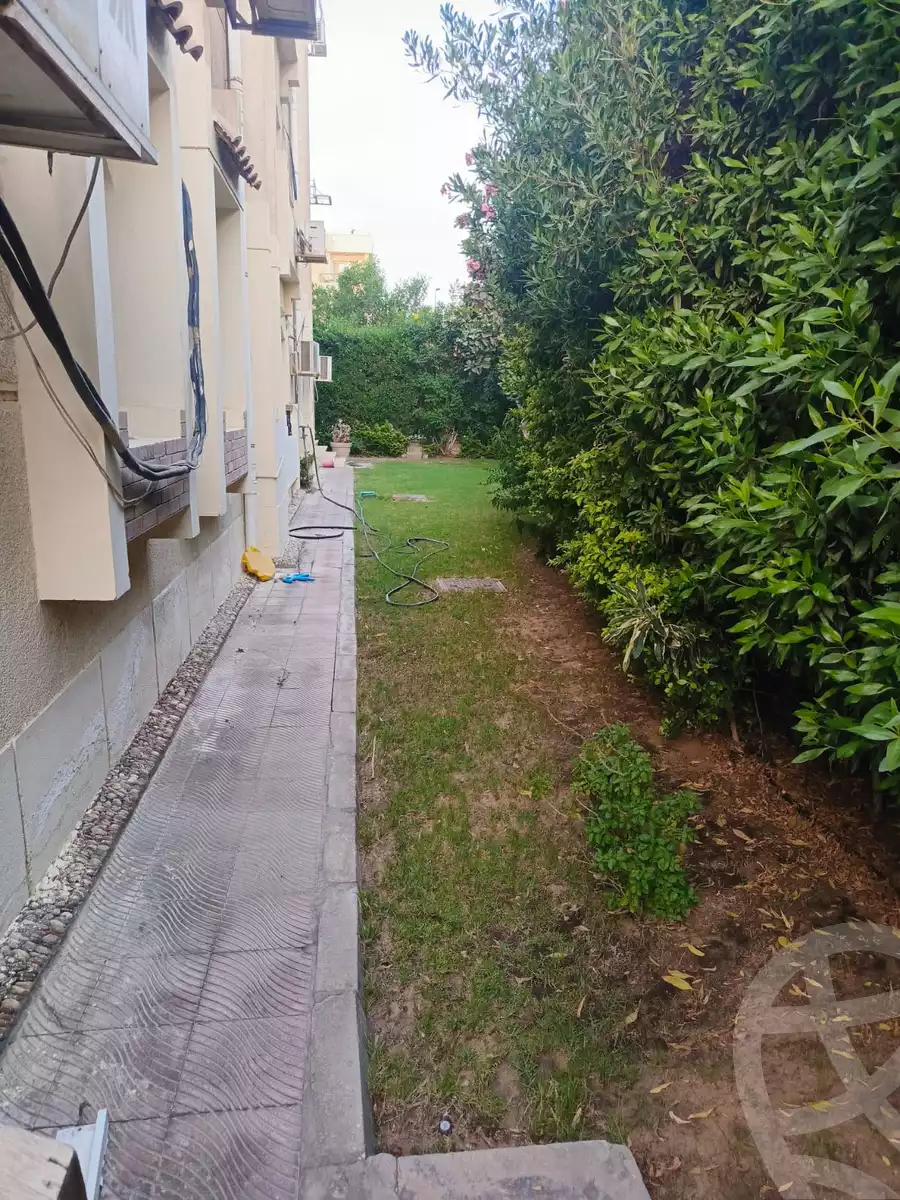 https://aqarmap.com.eg/en/listing/6429720-for-sale-cairo-el-sheikh-zayed-city-compounds-beverly-hills