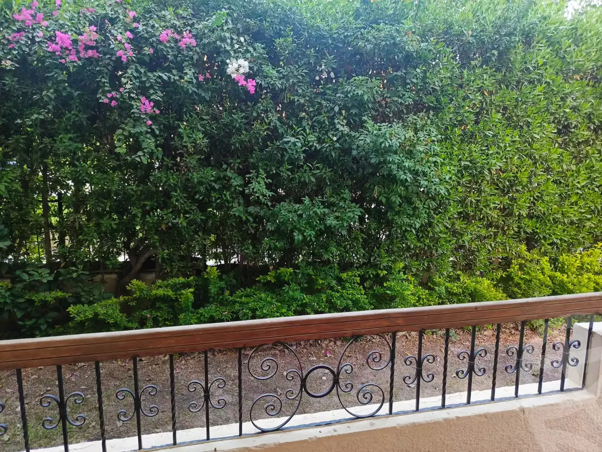 https://aqarmap.com.eg/en/listing/6429720-for-sale-cairo-el-sheikh-zayed-city-compounds-beverly-hills