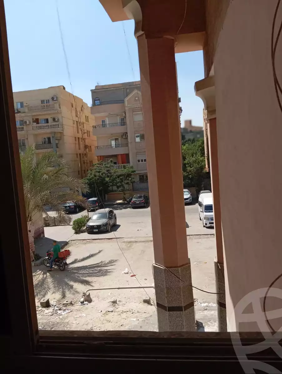 https://aqarmap.com.eg/ar/listing/6429870-for-sale-cairo-6th-of-october-el-ahyaa-neighborhood-1st-al-maahad