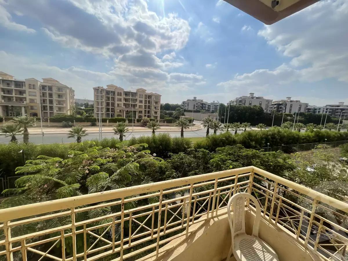 https://aqarmap.com.eg/en/listing/6430411-for-sale-cairo-el-sheikh-zayed-city-compounds-opera-city
