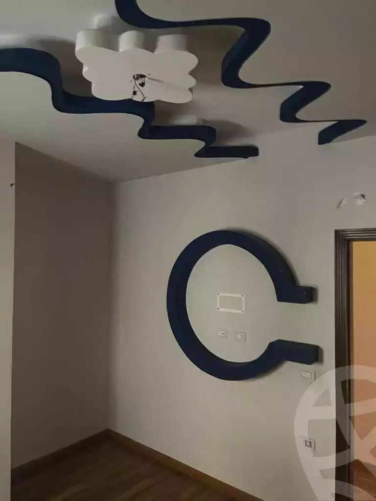 https://aqarmap.com.eg/ar/listing/6430516-for-sale-cairo-new-cairo-compounds-el-mostashareen-compound