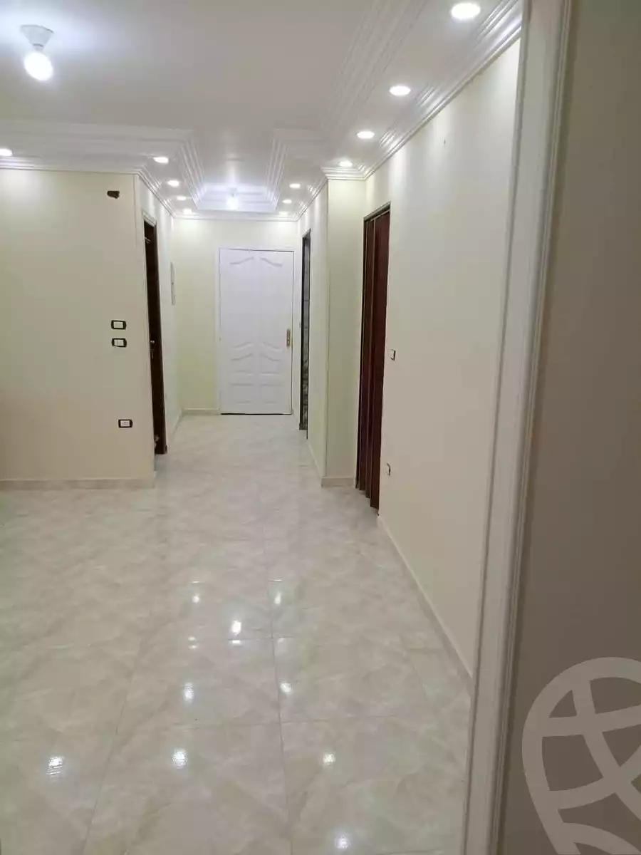 https://aqarmap.com.eg/en/listing/6430738-for-sale-cairo-ain-shams-jsr-lswys