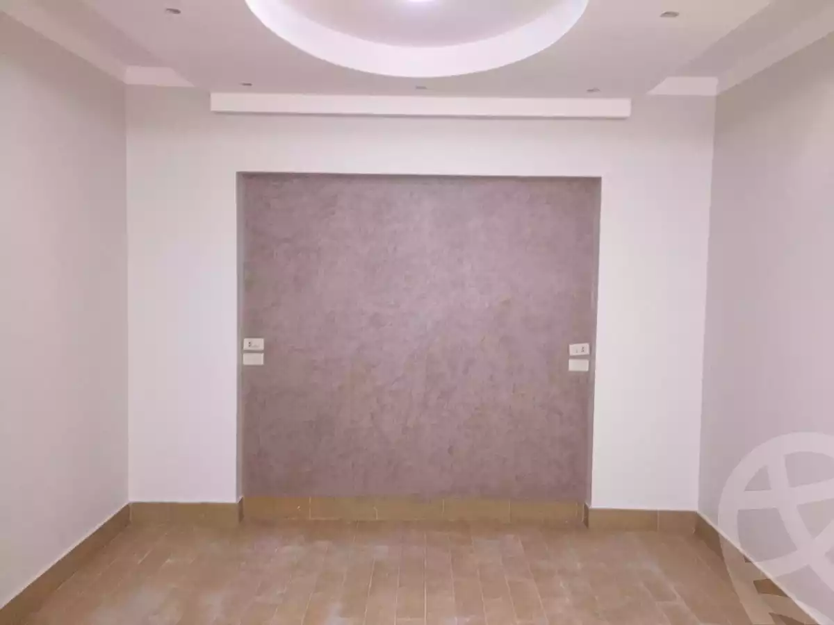 https://aqarmap.com.eg/en/listing/6432163-for-sale-asyut-asyut-city-el-azhar-st