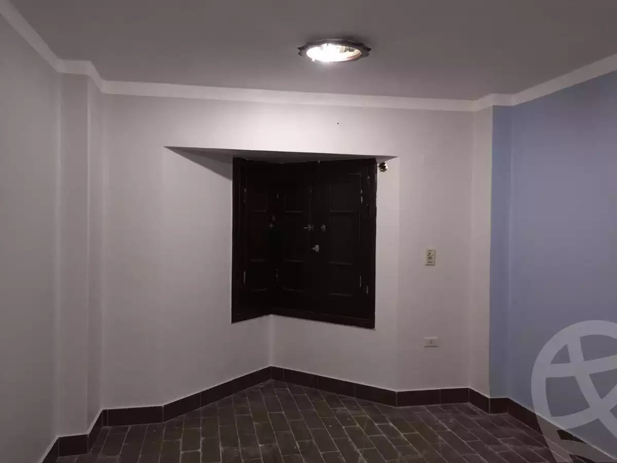 https://aqarmap.com.eg/en/listing/6432163-for-sale-asyut-asyut-city-el-azhar-st