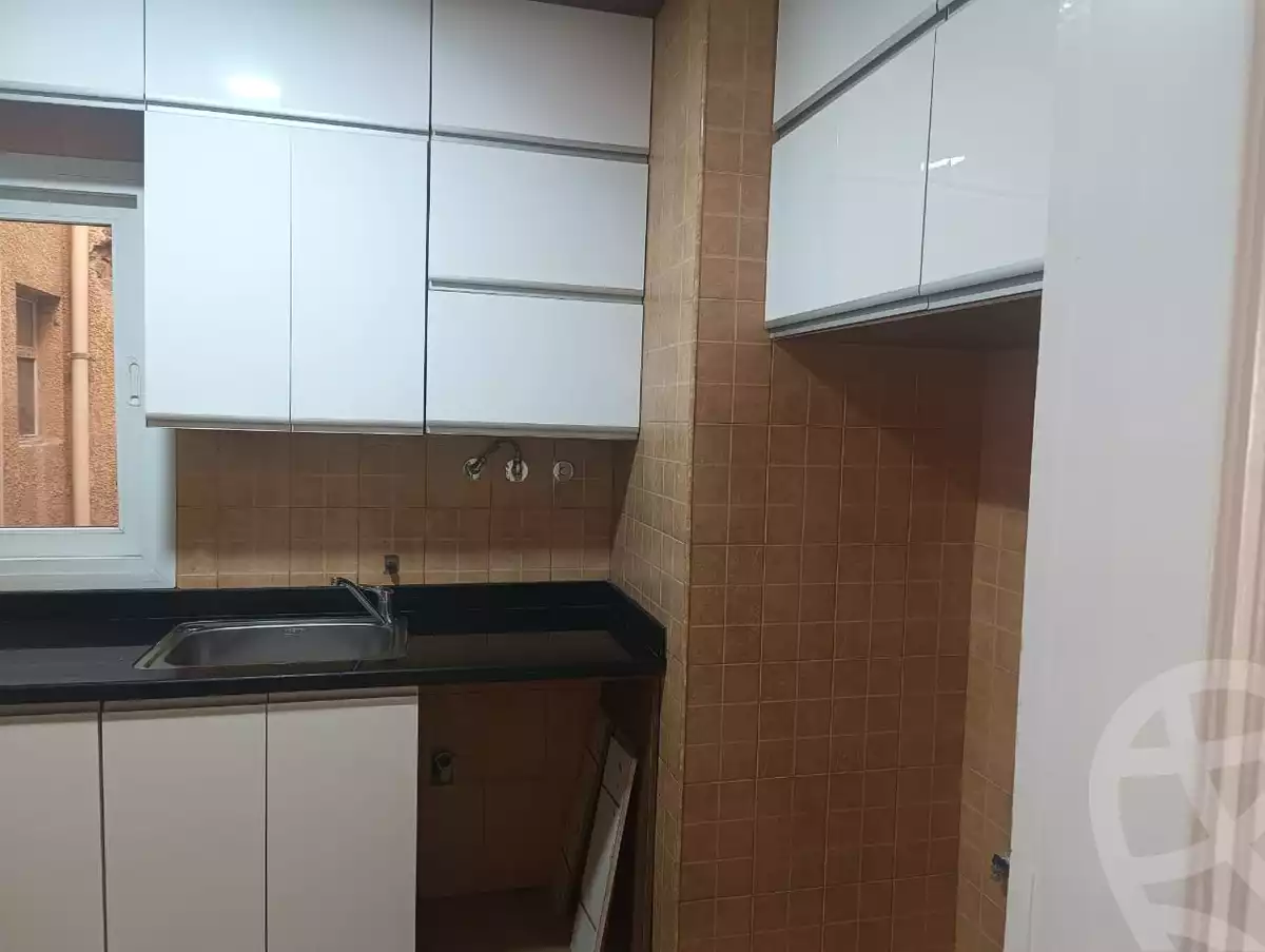 https://aqarmap.com.eg/ar/listing/6432558-for-rent-cairo-6th-of-october-compounds-october-plaza