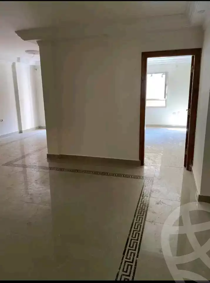 https://aqarmap.com.eg/en/listing/6434551-for-sale-alexandria-camp-cesar-port-said-street