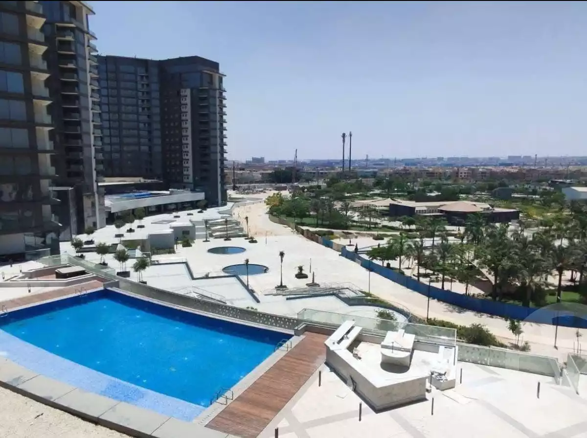 https://aqarmap.com.eg/ar/listing/6435905-for-sale-cairo-el-sheikh-zayed-city-compounds-zyd-wr-llttwyr-park-towers-zed-el-sheikh-zayed-compound