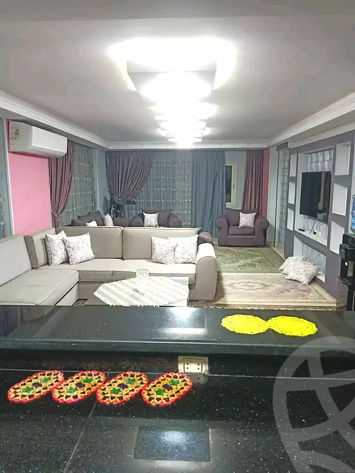 https://aqarmap.com.eg/ar/listing/6442020-for-rent-cairo-helwan-hadayek-helwan-nile-corniche-st