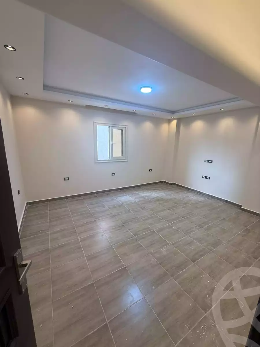 https://aqarmap.com.eg/ar/listing/6445869-for-rent-cairo-new-cairo-compounds-nakhil-village