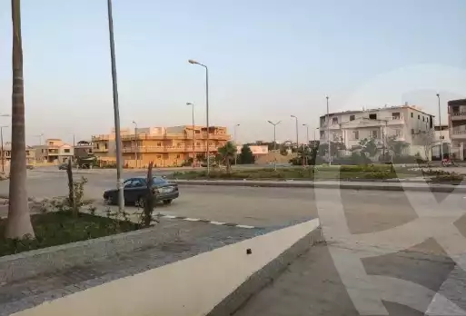 https://aqarmap.com.eg/en/listing/6446114-for-sale-cairo-el-shorouk-lhy-lthlth-grb