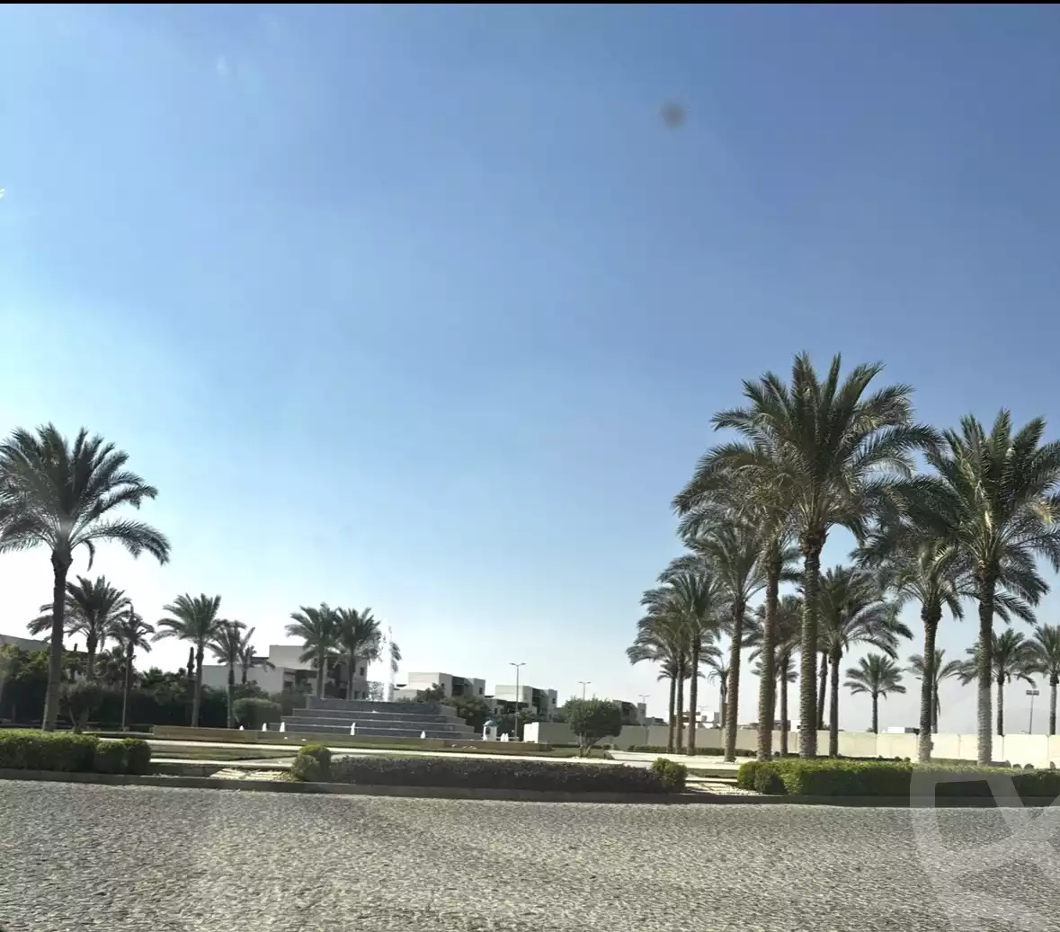 https://aqarmap.com.eg/en/listing/6251410-for-sale-cairo-new-cairo-compounds-hyde-park-greens-hyde-park-compound