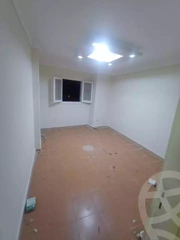 https://aqarmap.com.eg/en/listing/6447081-for-sale-alexandria-el-asafra-salman-el-farsi-st