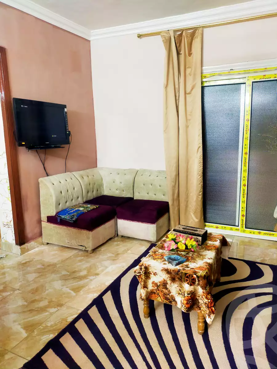 https://aqarmap.com.eg/en/listing/6447354-for-rent-cairo-el-sheikh-zayed-city-el-hay-el-hady-ashaer-area-2-street-20