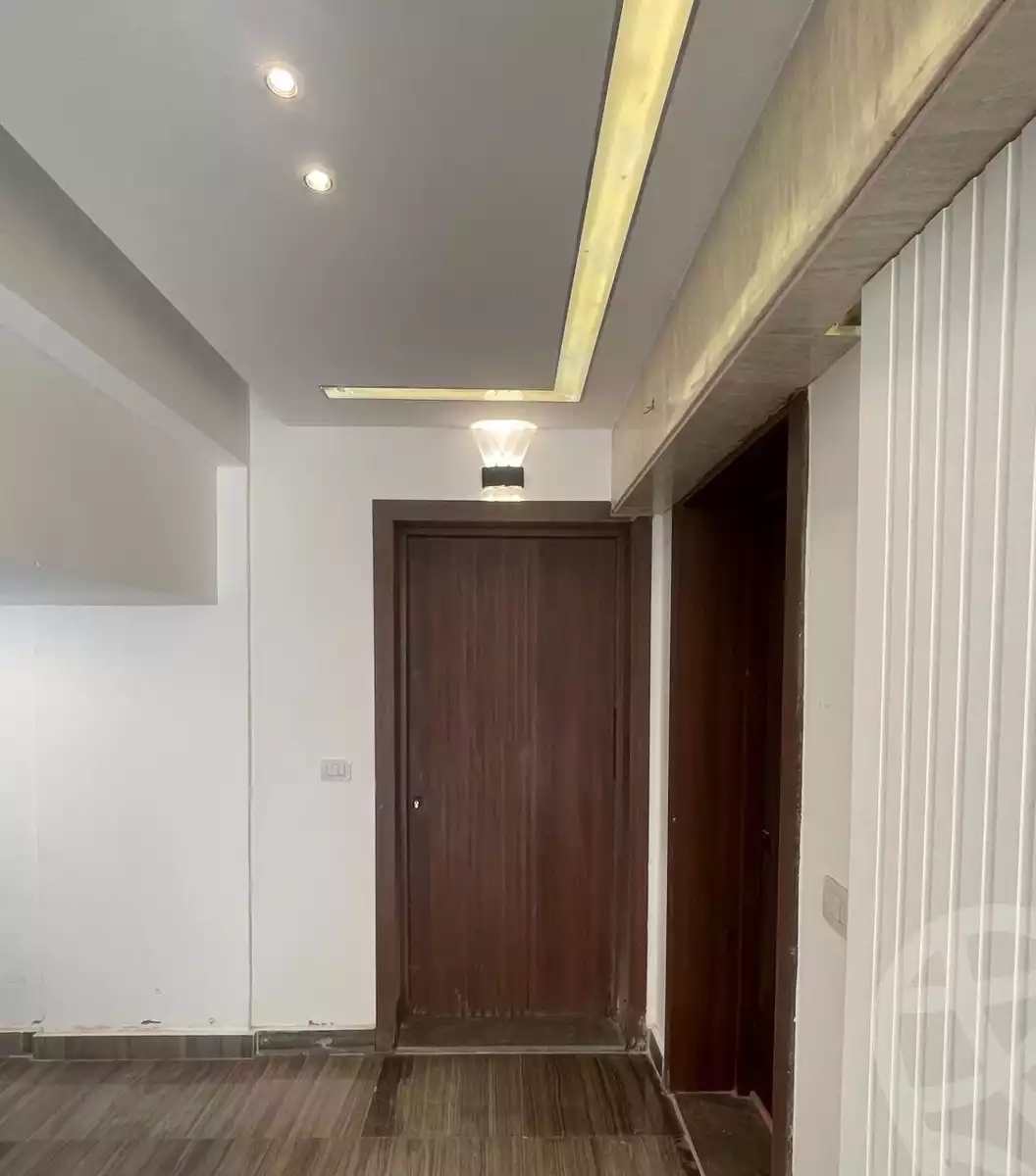 https://aqarmap.com.eg/ar/listing/6448994-for-sale-cairo-6th-of-october-compounds-palm-parks