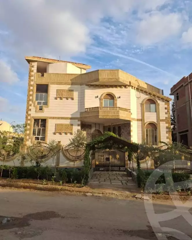 https://aqarmap.com.eg/ar/listing/6450668-for-sale-cairo-el-shorouk-lhy-lthny-grb