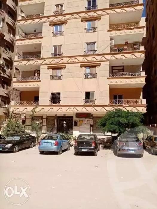 https://aqarmap.com.eg/en/listing/6402489-for-rent-cairo-mokattam-el-hadabah-el-wosta