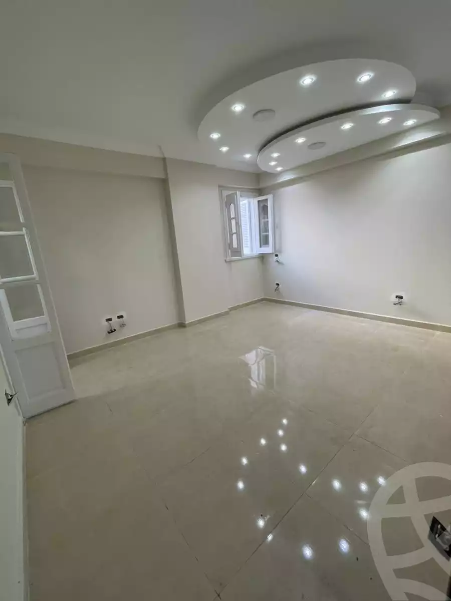 https://aqarmap.com.eg/ar/listing/6453536-for-sale-alexandria-camp-cesar-port-said-street