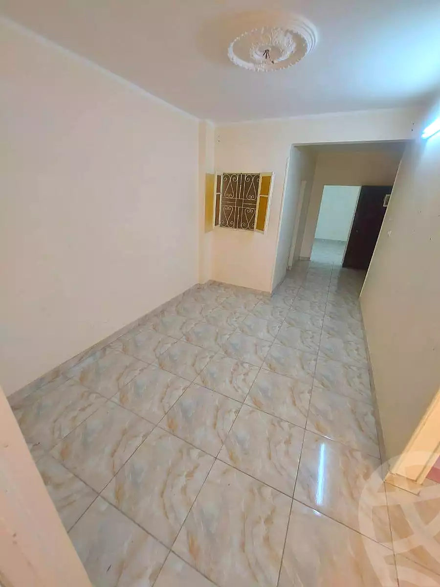 https://aqarmap.com.eg/en/listing/6466611-for-sale-cairo-helwan-helwan-el-sharkeya-ryad-pasha-st