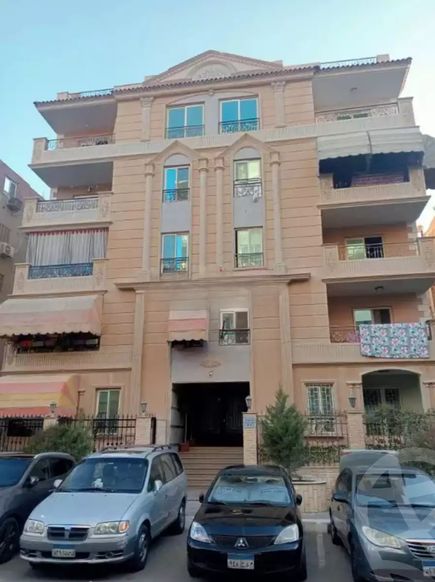 https://aqarmap.com.eg/en/listing/6468920-for-sale-cairo-mokattam-lhdb-l-ly-street-83