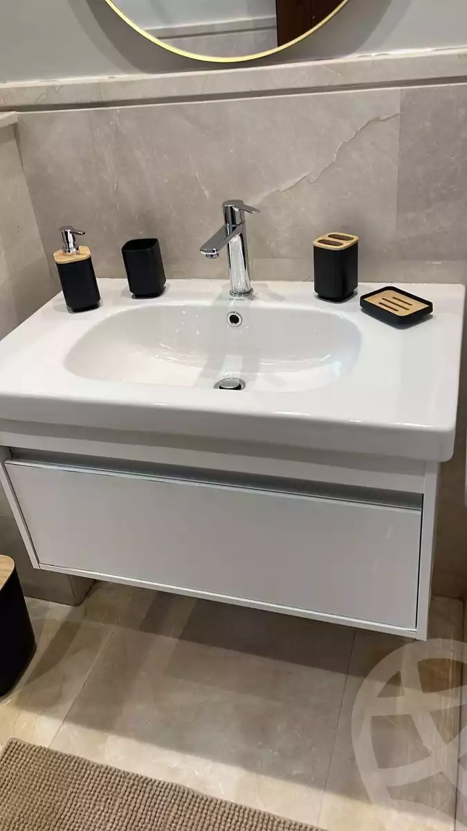 https://aqarmap.com.eg/en/listing/6473252-for-rent-cairo-6th-of-october-compounds-aeon
