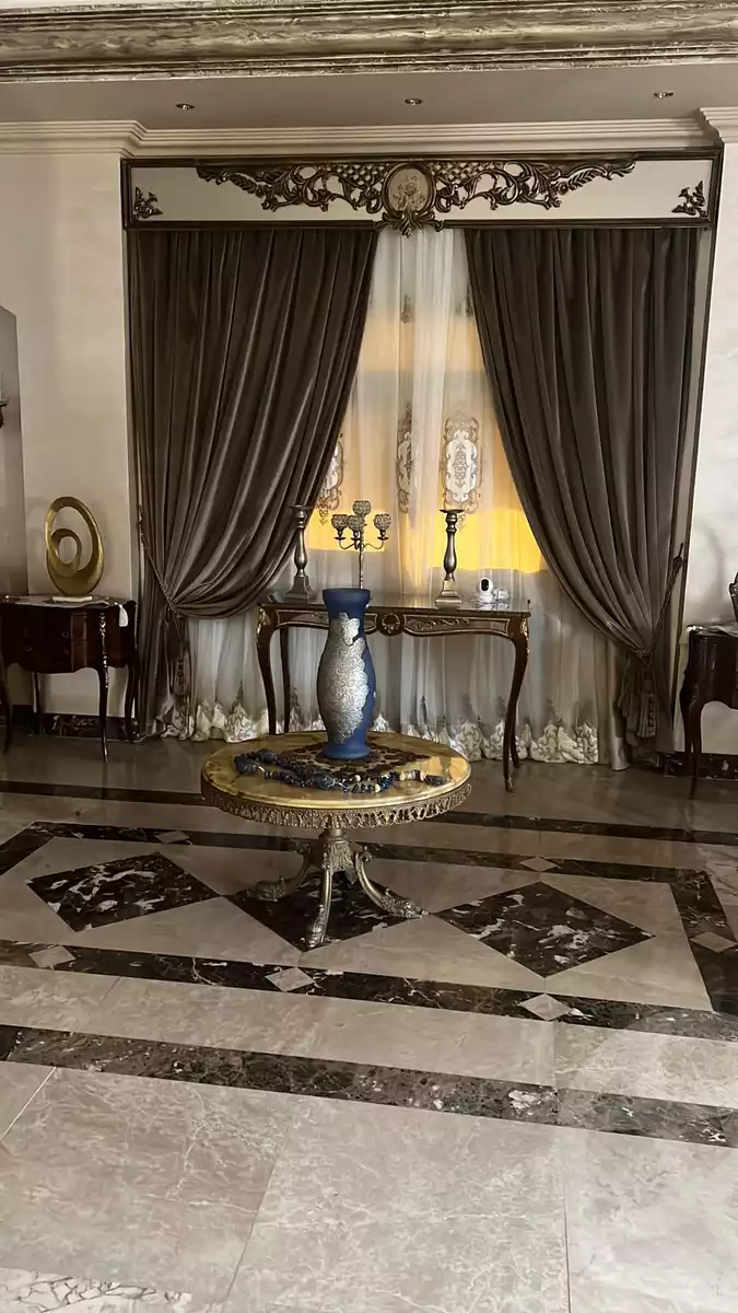 https://aqarmap.com.eg/ar/listing/6473549-for-sale-cairo-el-sheikh-zayed-city-compounds-el-yasmeen-compound