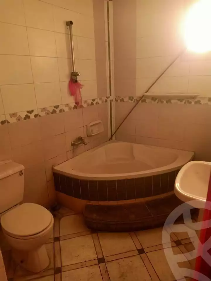 https://aqarmap.com.eg/ar/listing/6474823-for-sale-alexandria-bolekly-wnjdt
