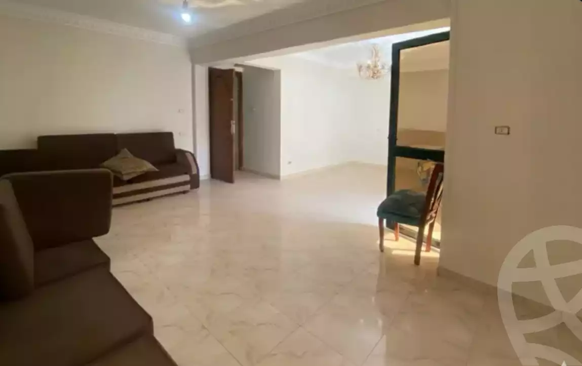 https://aqarmap.com.eg/en/listing/6475564-for-sale-alexandria-ganaklis-el-fath-st
