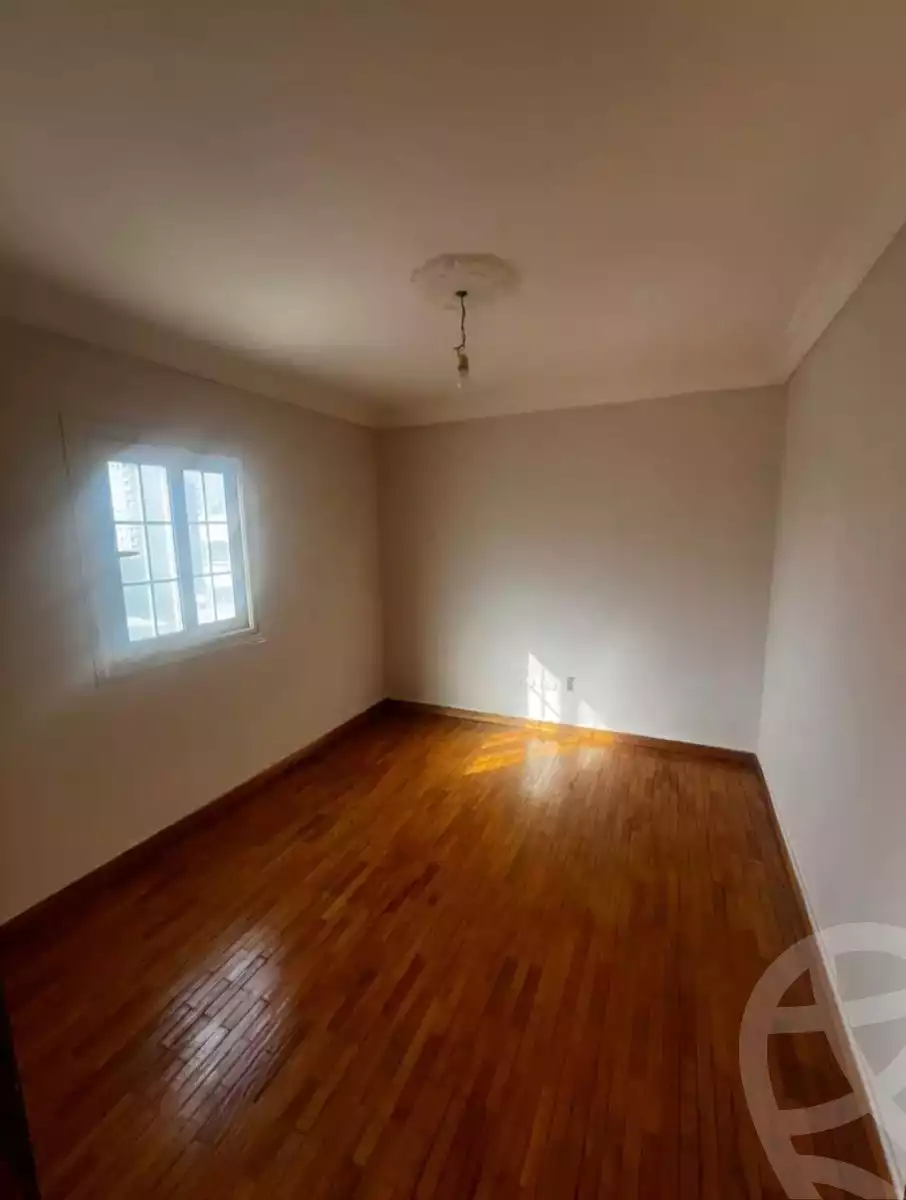 https://aqarmap.com.eg/ar/listing/6475724-for-sale-alexandria-ganaklis-shr-bw-qyr-tryq-lhry