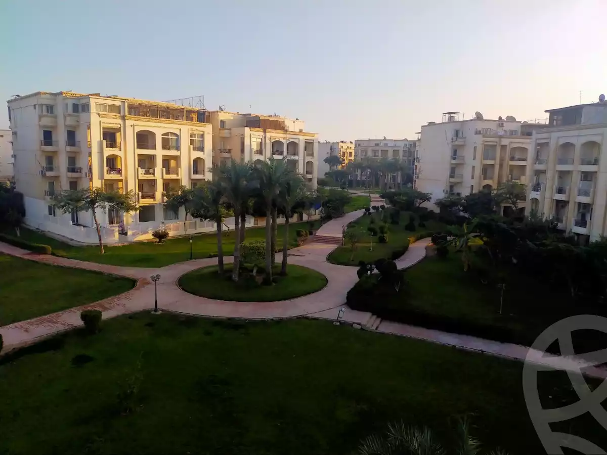 https://aqarmap.com.eg/ar/listing/6477758-for-sale-cairo-el-sheikh-zayed-city-compounds-hadayek-el-mohandiseen