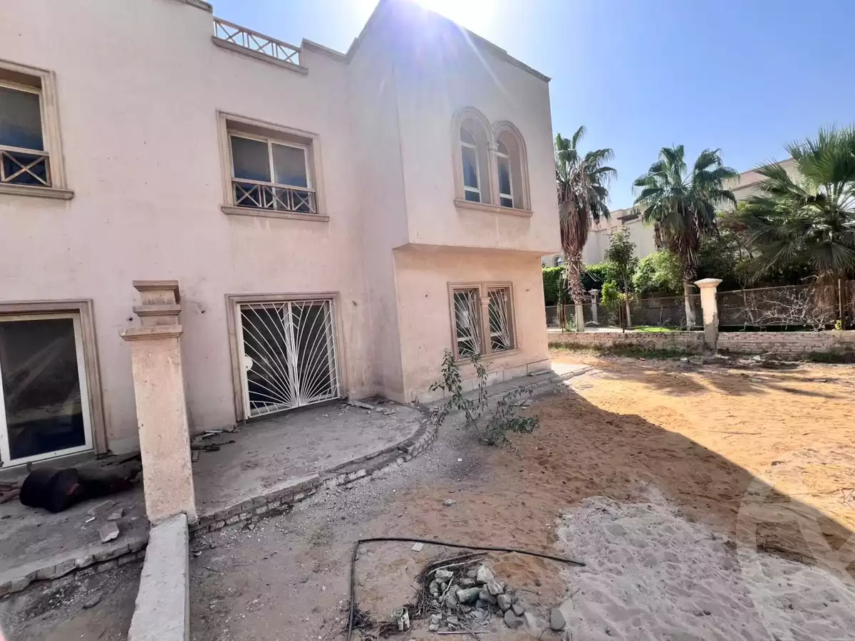 https://aqarmap.com.eg/en/listing/6480469-for-sale-cairo-el-sheikh-zayed-city-compounds-greens