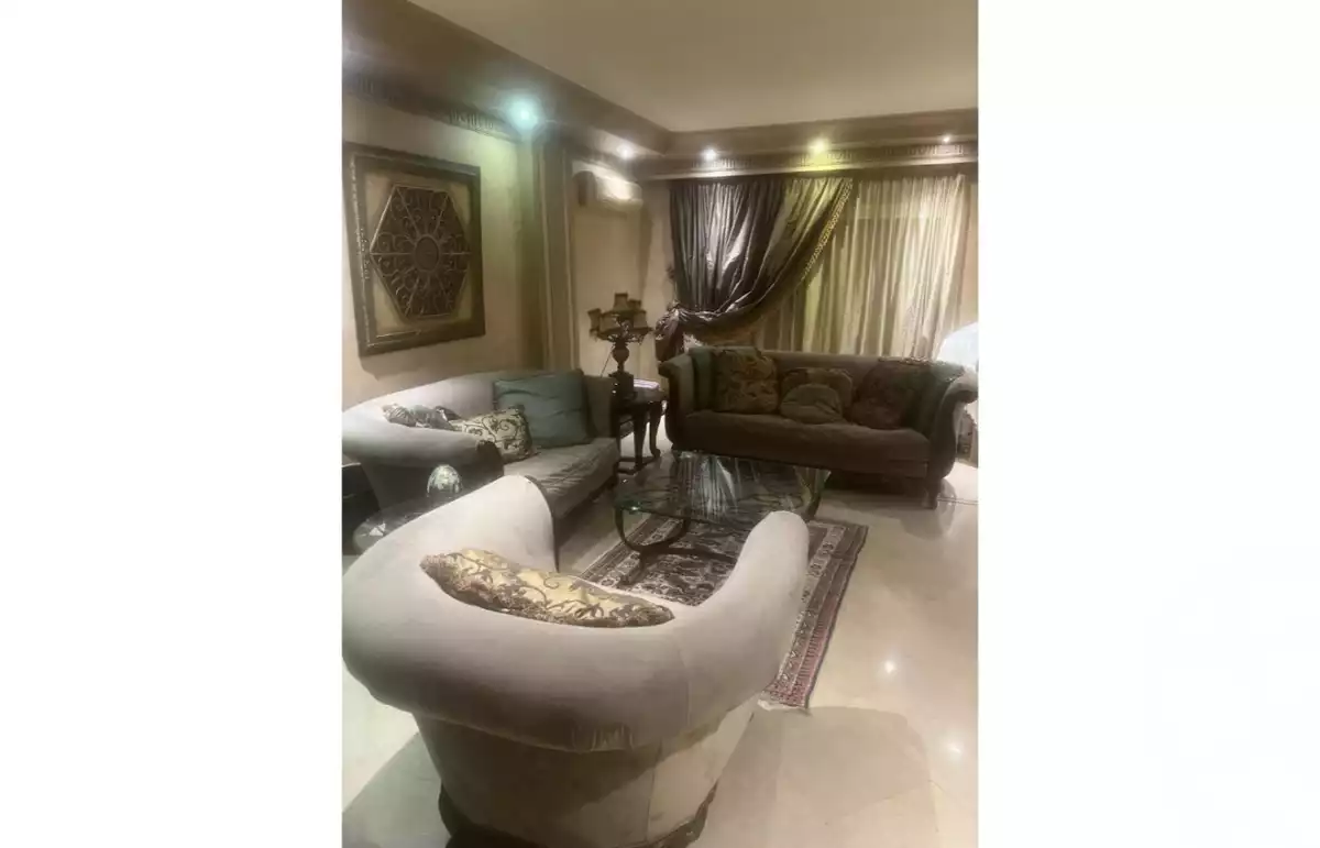 https://aqarmap.com.eg/en/listing/6481238-for-sale-cairo-el-sheikh-zayed-city-compounds-zayed-2000