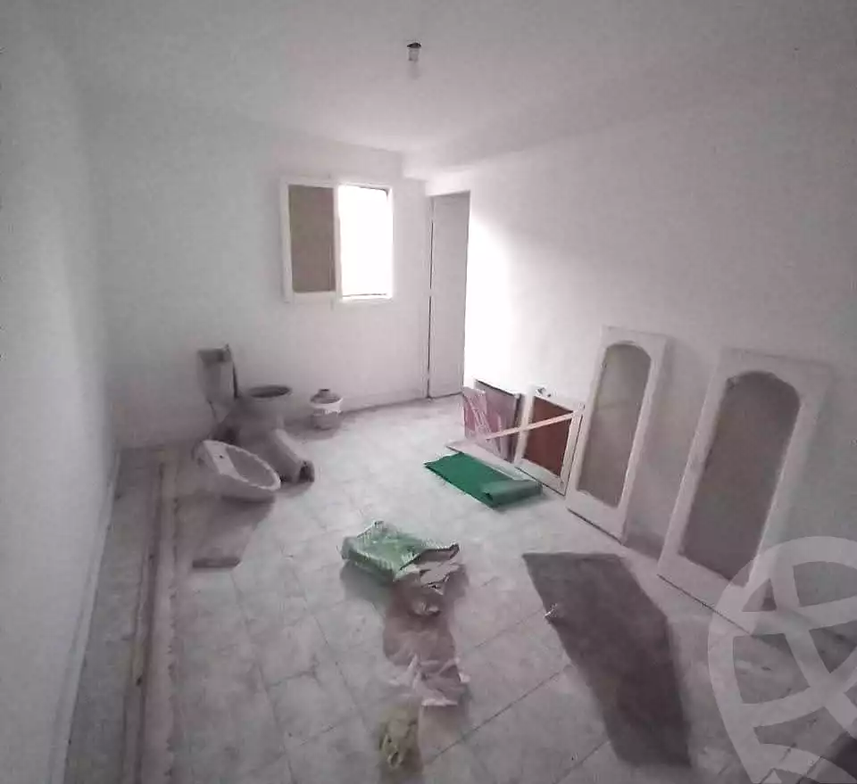 https://aqarmap.com.eg/ar/listing/6482603-for-sale-alexandria-l-jmy-lbytsh-ain-shams-st