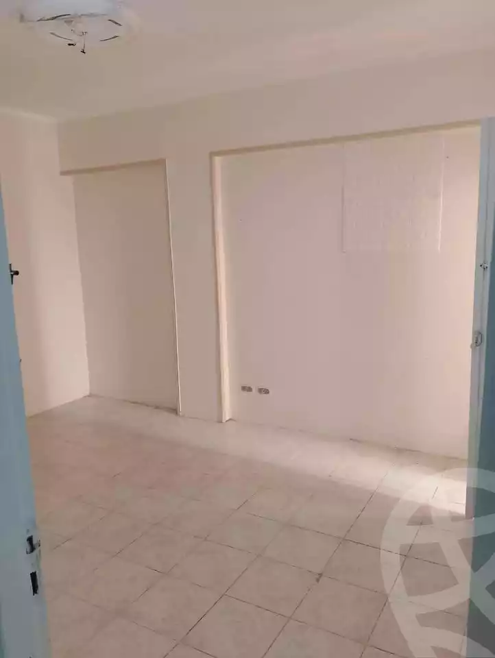 https://aqarmap.com.eg/ar/listing/6482746-for-sale-alexandria-l-jmy-lbytsh-al-aeda-al-kadema-st
