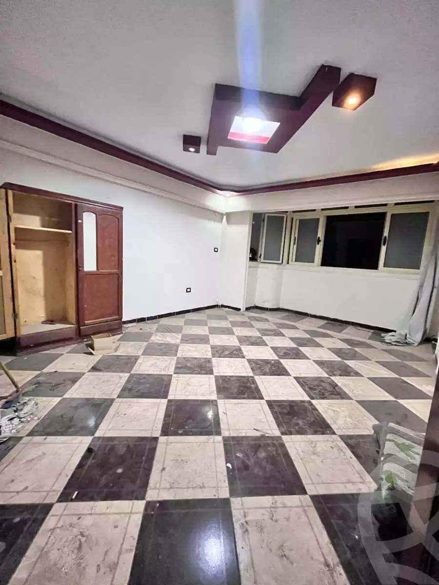 https://aqarmap.com.eg/ar/listing/6499003-for-sale-alexandria-l-jmy-lbytsh-el-farouk-st