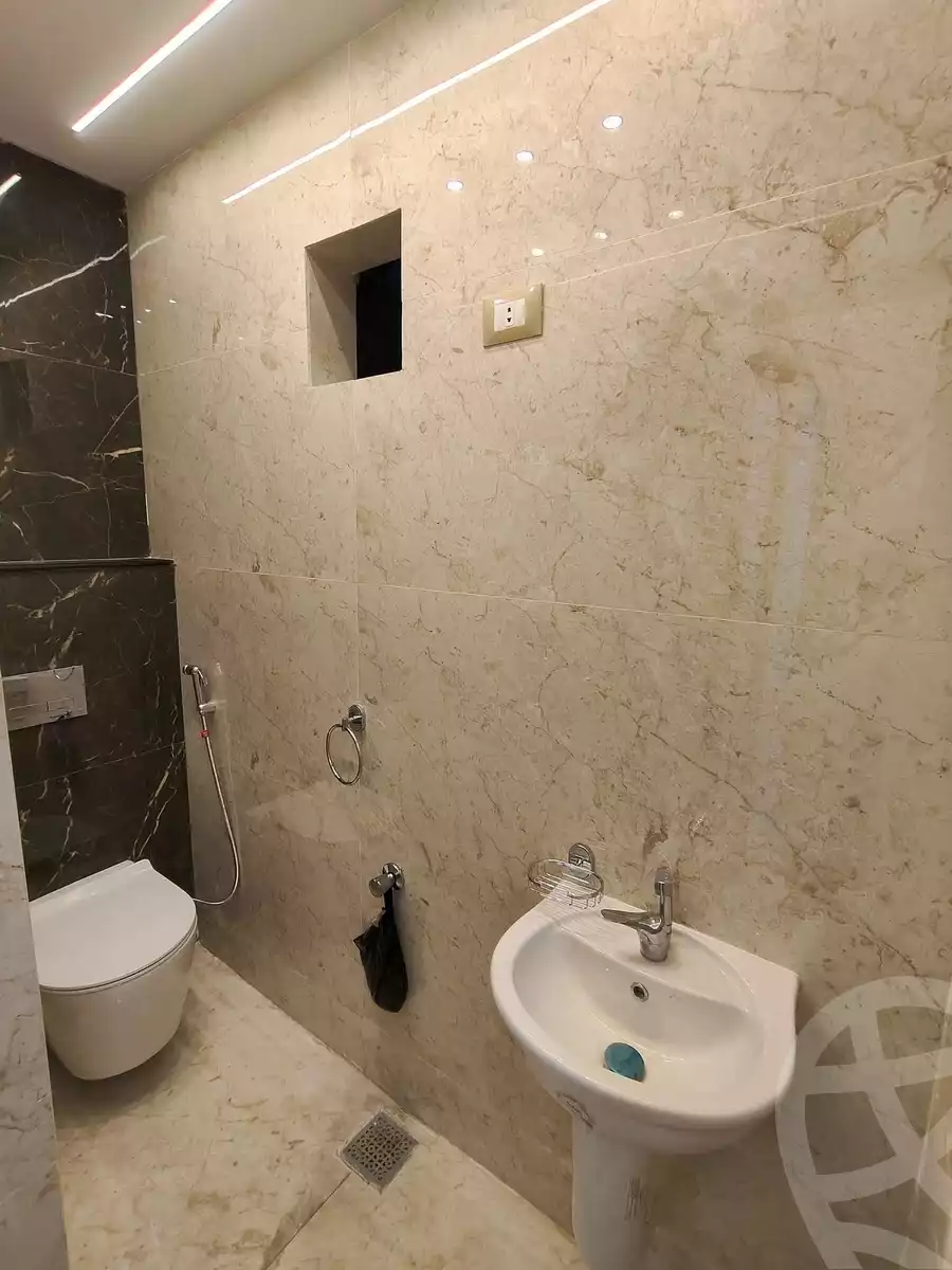 https://aqarmap.com.eg/ar/listing/6499650-for-sale-alexandria-miami-mahmoud-el-isawy-st