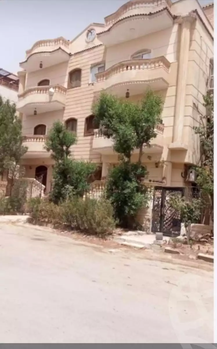 https://aqarmap.com.eg/en/listing/6500419-for-rent-cairo-new-cairo-el-ahyaa-fourth-neighborhood-street-1