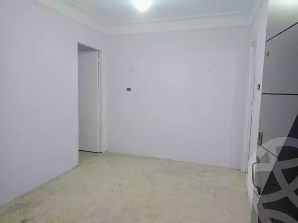 https://aqarmap.com.eg/ar/listing/6504694-for-sale-alexandria-sydy-bshr-shr-mlk-hfny
