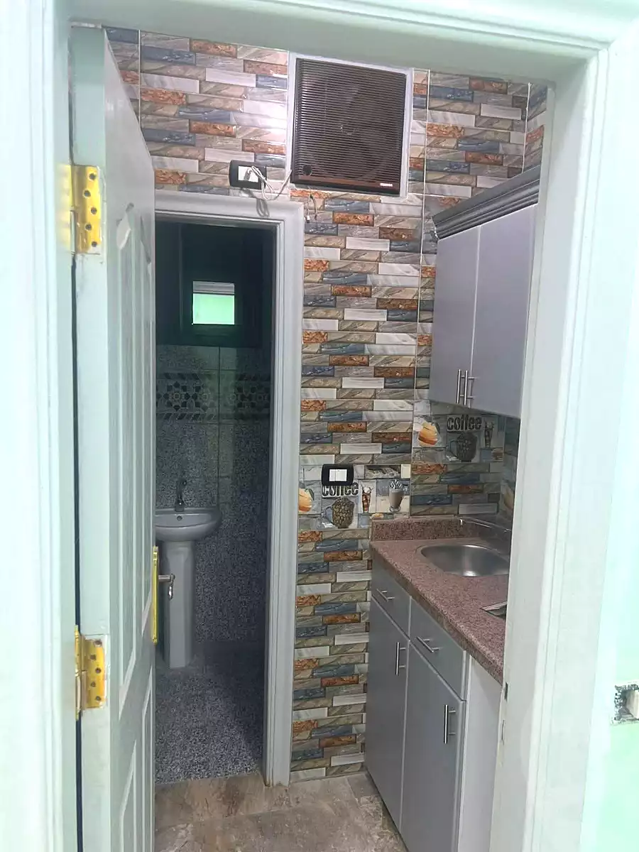 https://aqarmap.com.eg/en/listing/6513681-for-sale-cairo-mokattam-el-hadabah-el-wosta-el-mantaqa-el-rabaa-street-33