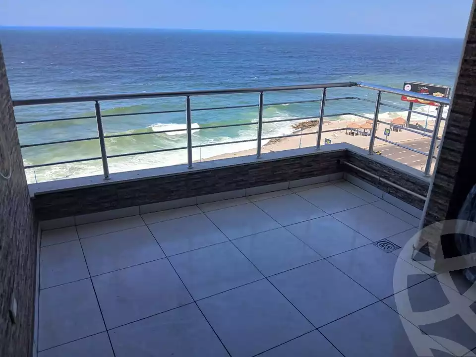 https://aqarmap.com.eg/en/listing/6514635-for-sale-alexandria-camp-cesar