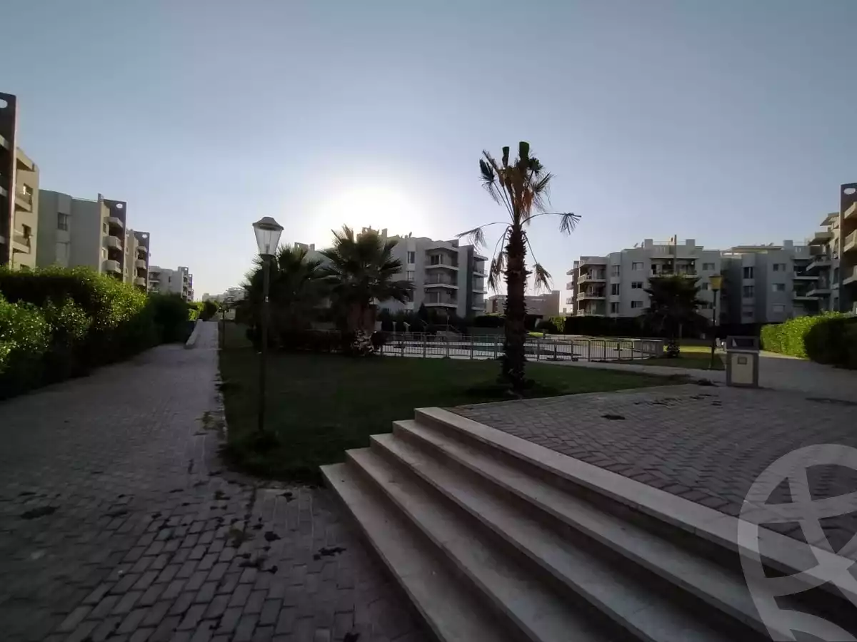 https://aqarmap.com.eg/ar/listing/6515124-for-sale-cairo-el-sheikh-zayed-city-compounds-dh-drys